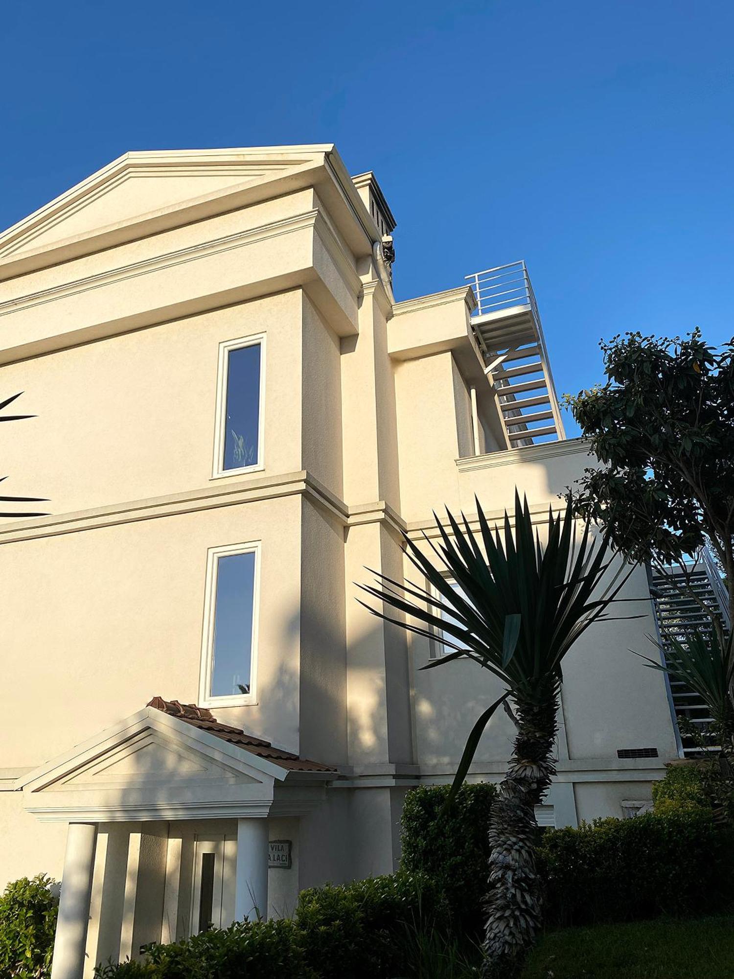 Apartment 35 *