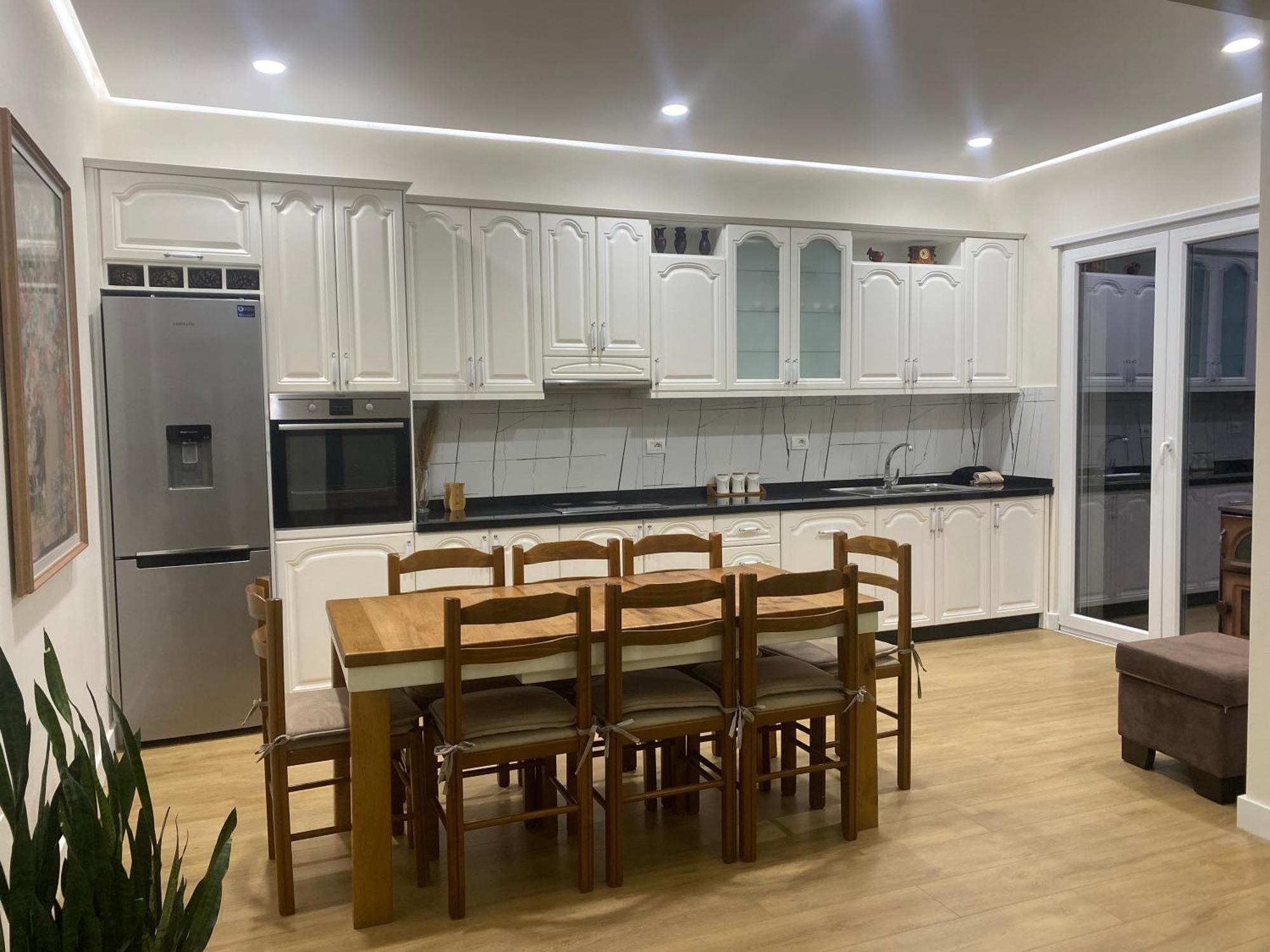 35 Apartment *